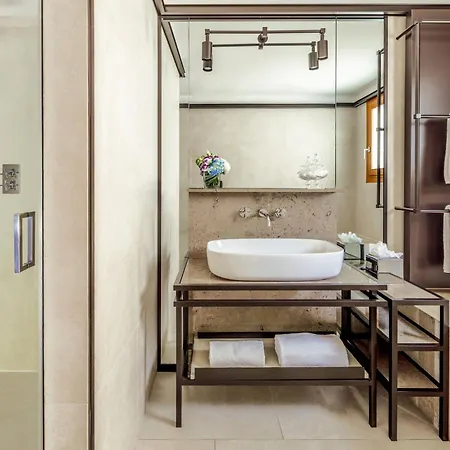 Tivoli Portopiccolo Wellness & Систиана