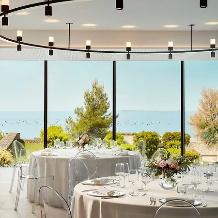 Tivoli Portopiccolo Wellness & Отель Систиана
