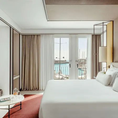 Tivoli Portopiccolo Wellness & Отель Систиана