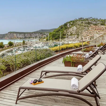 Szálloda Tivoli Portopiccolo Wellness & 5*