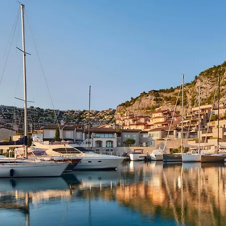 Hotell Tivoli Portopiccolo Wellness & Sistiana