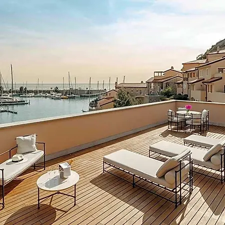 Ξενοδοχείο Tivoli Portopiccolo Wellness & 5*
