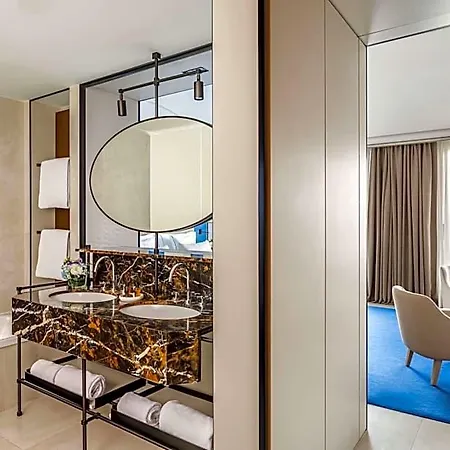 Ξενοδοχείο Tivoli Portopiccolo Wellness & 5*